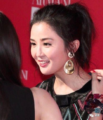 明星黑料网,明星黑料网背后的真相与影响-第3张图片-国产精品黑料吃瓜网曝