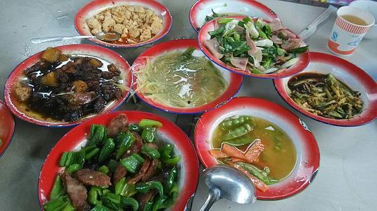 小鑫吃瓜,揭秘娱乐圈那些不为人知的幕后故事-第3张图片-国产精品黑料吃瓜网曝