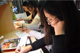 清华学姐吃瓜视频,校园生活趣味横生-第3张图片-国产精品黑料吃瓜网曝