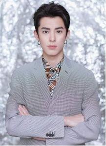 王鹤棣瓜吃瓜,揭秘娱乐圈的甜蜜与苦涩-第3张图片-国产精品黑料吃瓜网曝