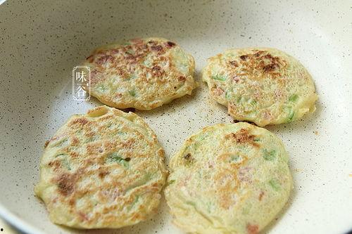 吃瓜可以吃饼不行,揭秘饮食文化中的双重标准-第2张图片-国产精品黑料吃瓜网曝