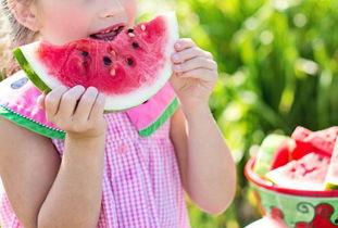 晚睡有瓜吃,揭秘“晚睡有瓜吃”的幕后真相-第3张图片-国产精品黑料吃瓜网曝