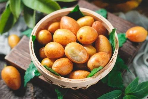 吃黄皮瓜嘴出血,却引发口腔出血之谜-第2张图片-国产精品黑料吃瓜网曝