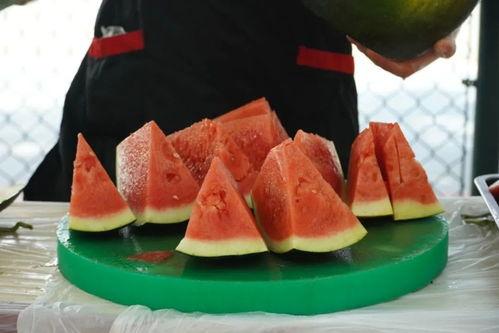 今日西安吃瓜,一网打尽今日新鲜事-第1张图片-国产精品黑料吃瓜网曝