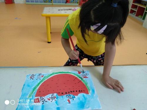 小蚂蚁吃瓜绘画,小蚂蚁的瓜田奇遇记-第3张图片-国产精品黑料吃瓜网曝