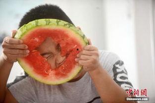 新华区吃瓜,吃瓜群众的热闹日常-第2张图片-国产精品黑料吃瓜网曝