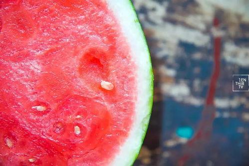 在朝堂吃瓜4,揭秘宫廷中的“吃瓜”文化-第3张图片-国产精品黑料吃瓜网曝