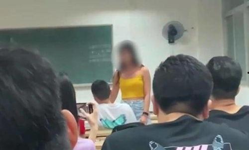 教室女孩吃瓜,教室女孩的瓜田奇遇记-第3张图片-国产精品黑料吃瓜网曝